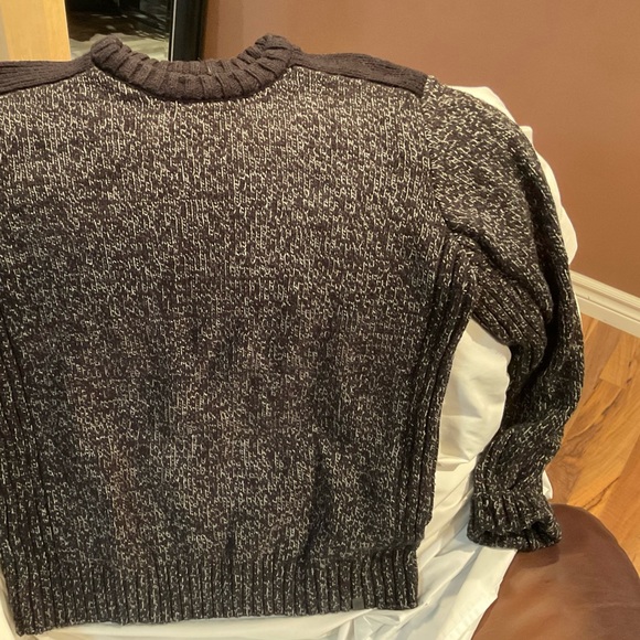 Roots Sweater - Picture 3 of 4